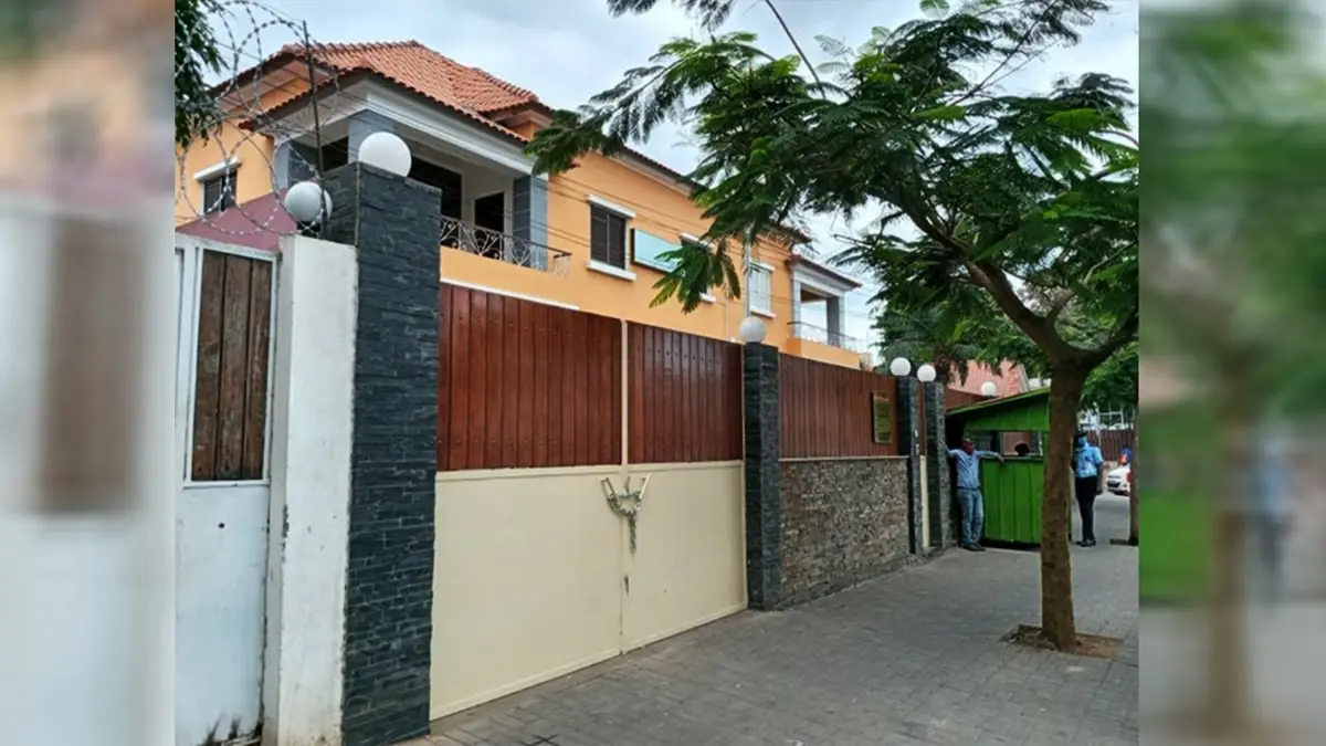 مالكة مبنى السفارة الموريتانية في أنغولا تغلقه لساعات بعد خلافات حول الإيجار