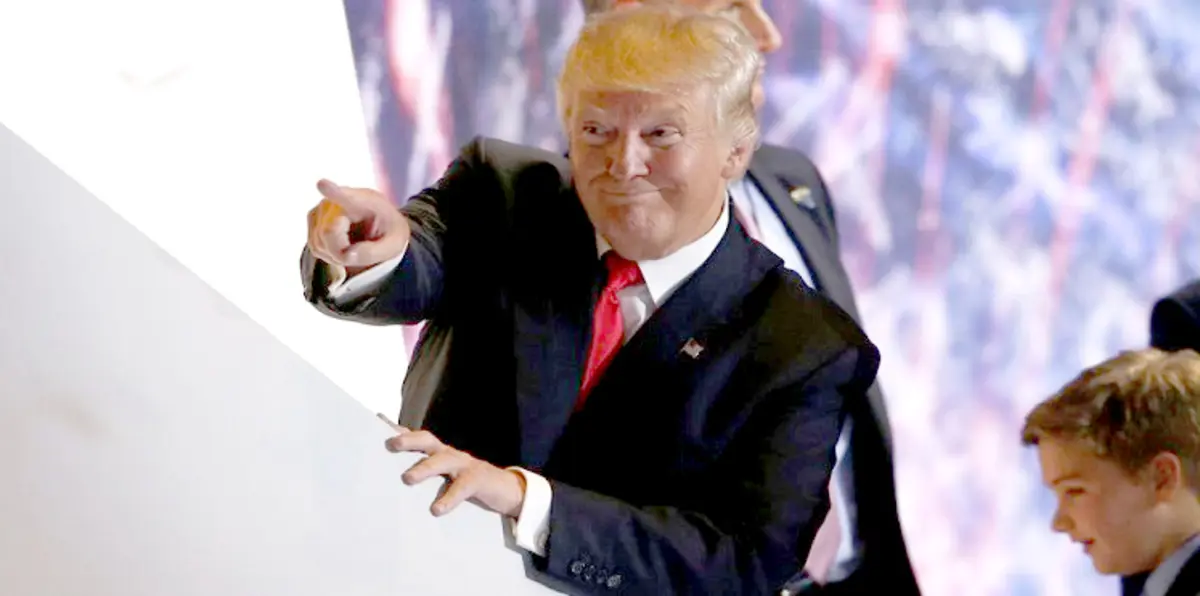 هل "لوّث" ترامب فراش أوباما وزوجته في أحد فنادق موسكو؟