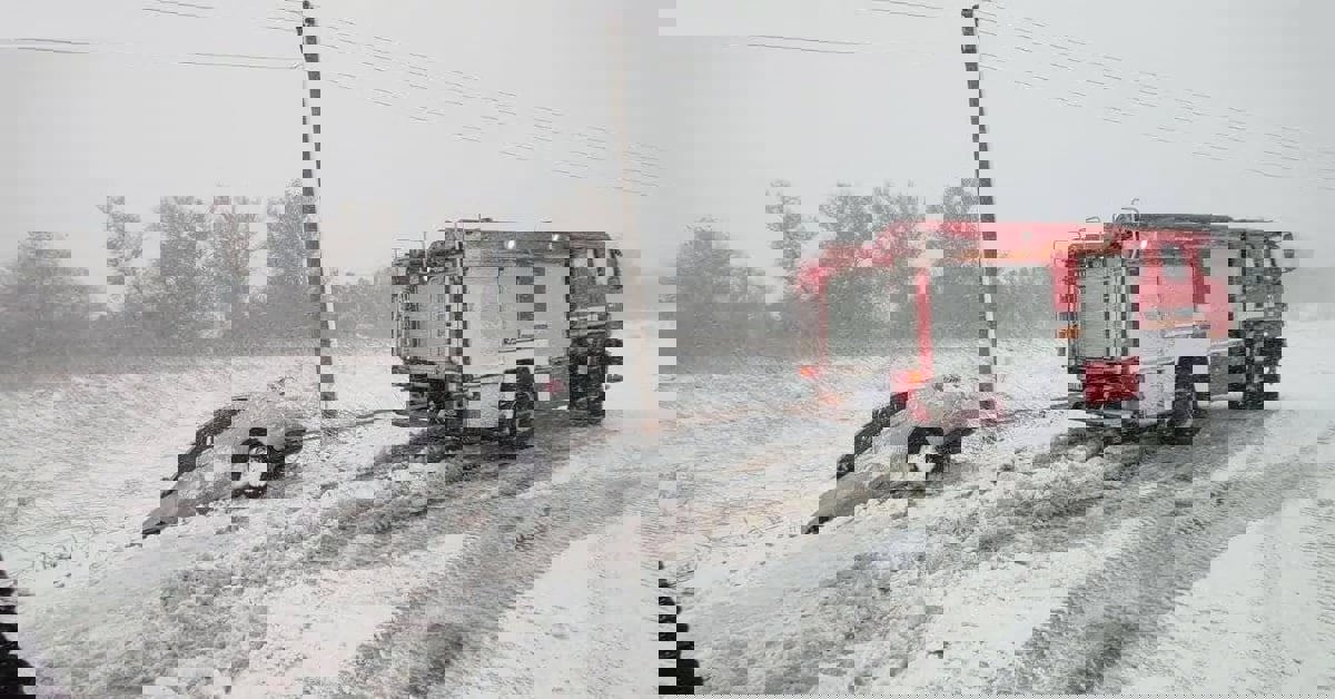 عاصفة ثلجية تقطع الكهرباء عن مئات المدن في أوكرانيا ومولدوفا