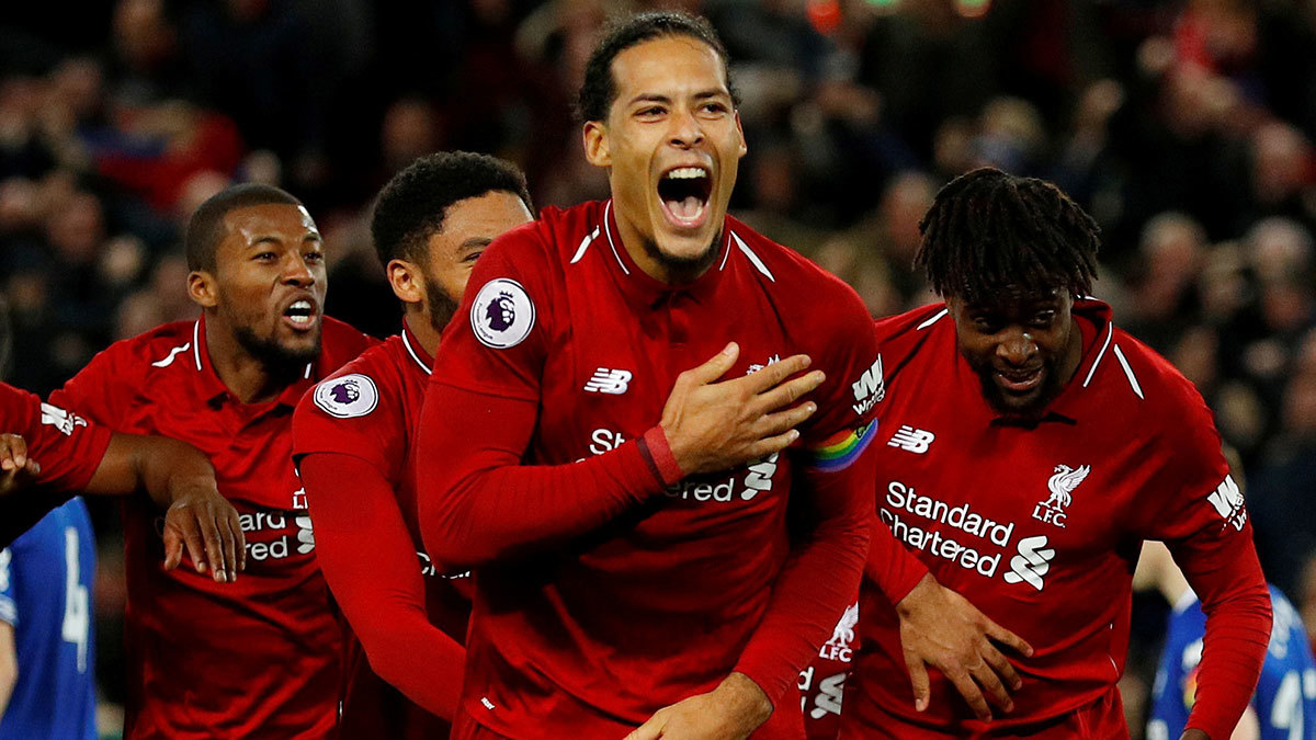 صحيفة تكشف تفاصيل عقد فيرجيل فان دايك الجديد مع نادي ليفربول