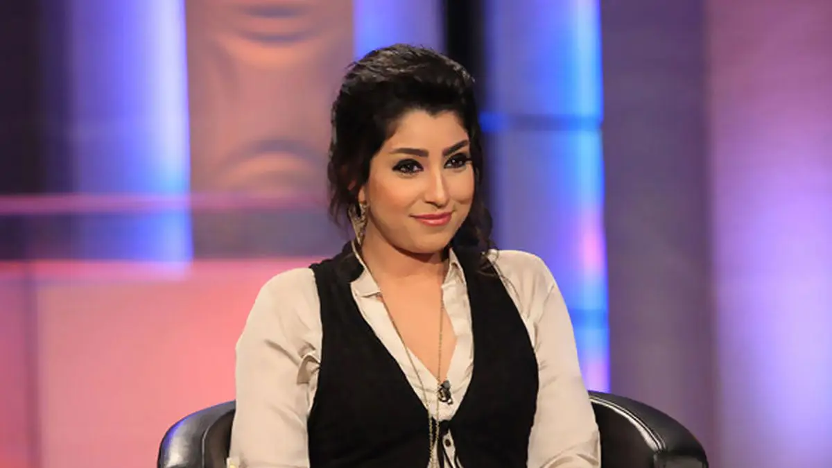 آيتن عامر تتحدث لـ "إرم نيوز" عن أزمتها مع ريهام سعيد وموقف شقيقتها وفاء عامر