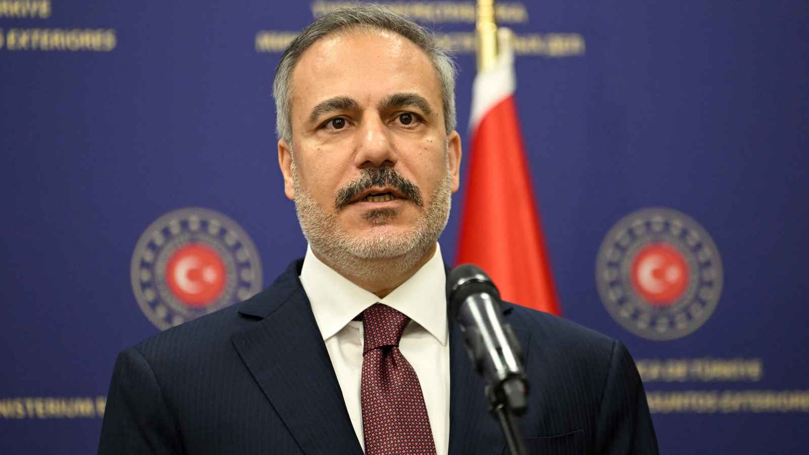 تركيا تدعو لمعركة مشتركة ضد المسلحين الأكراد و"داعش"