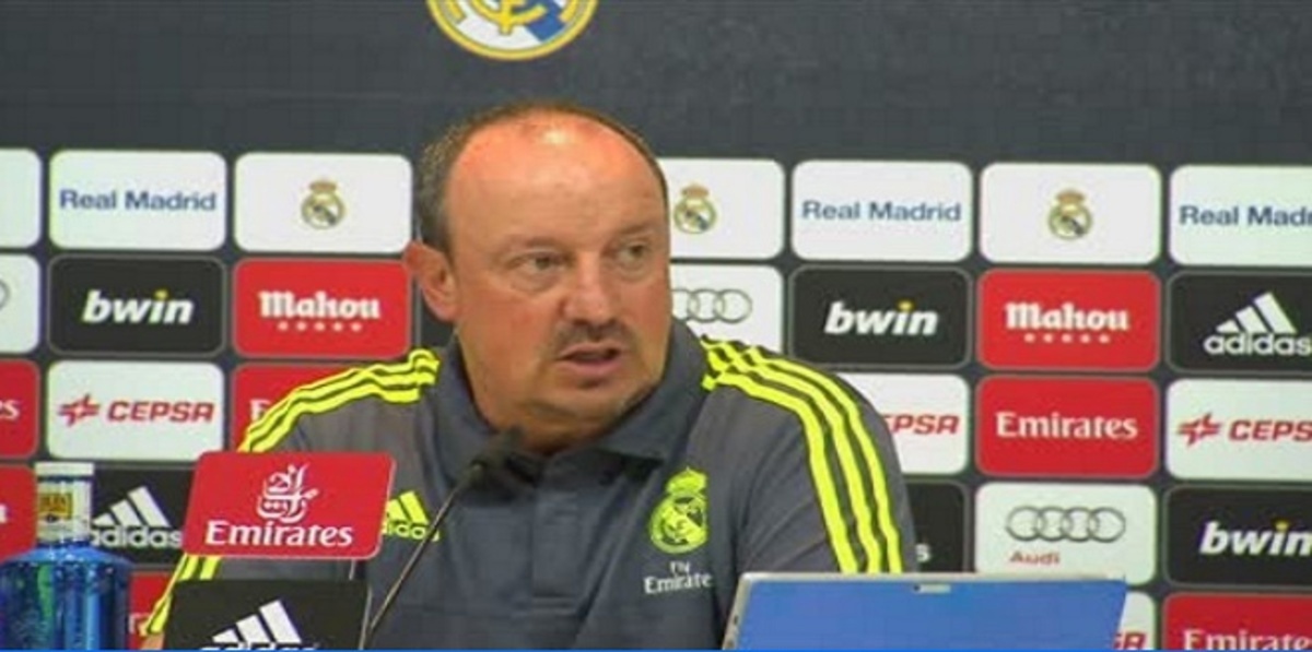 بيريز يجدد الثقة في بنيتيز رغم السقوط أمام برشلونة