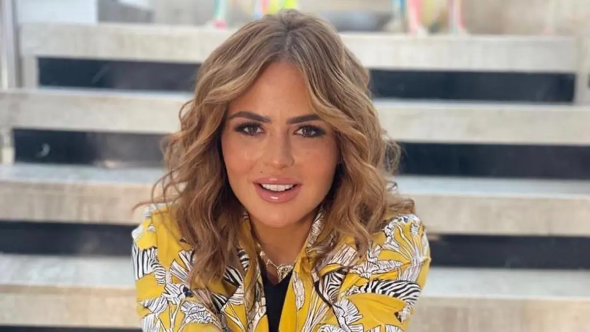 مها الصغير تكشف السر وراء شائعة طلاقها من أحمد السقا 