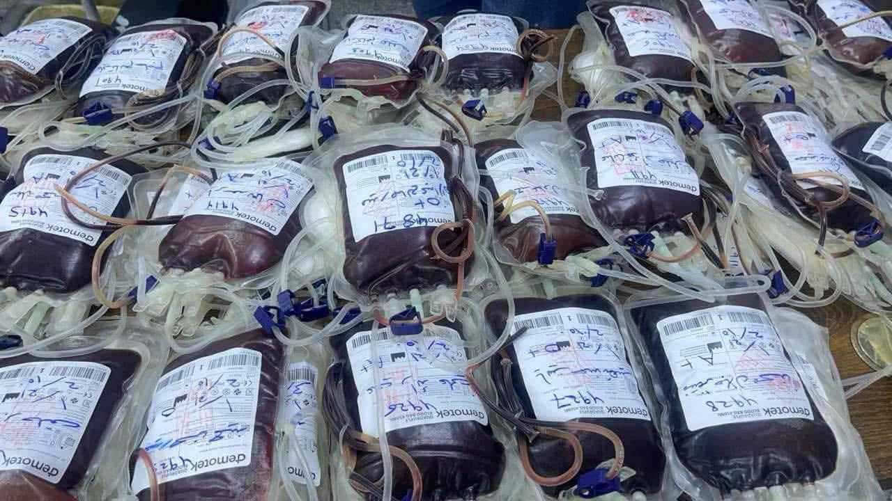 العراق.. جدل حول سلامة أكياس الدم بعد إصابة فتى بالإيدز