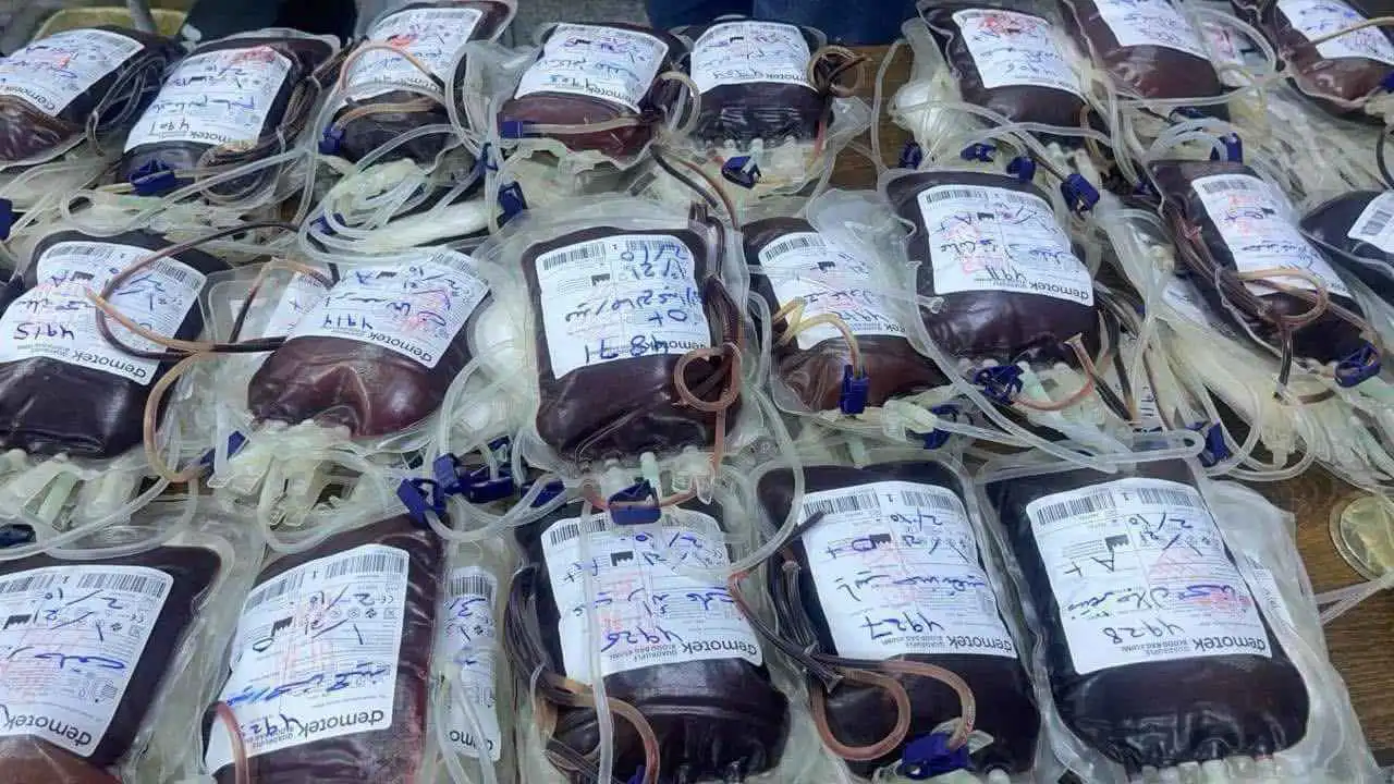 العراق.. جدل حول سلامة أكياس الدم بعد إصابة فتى بالإيدز