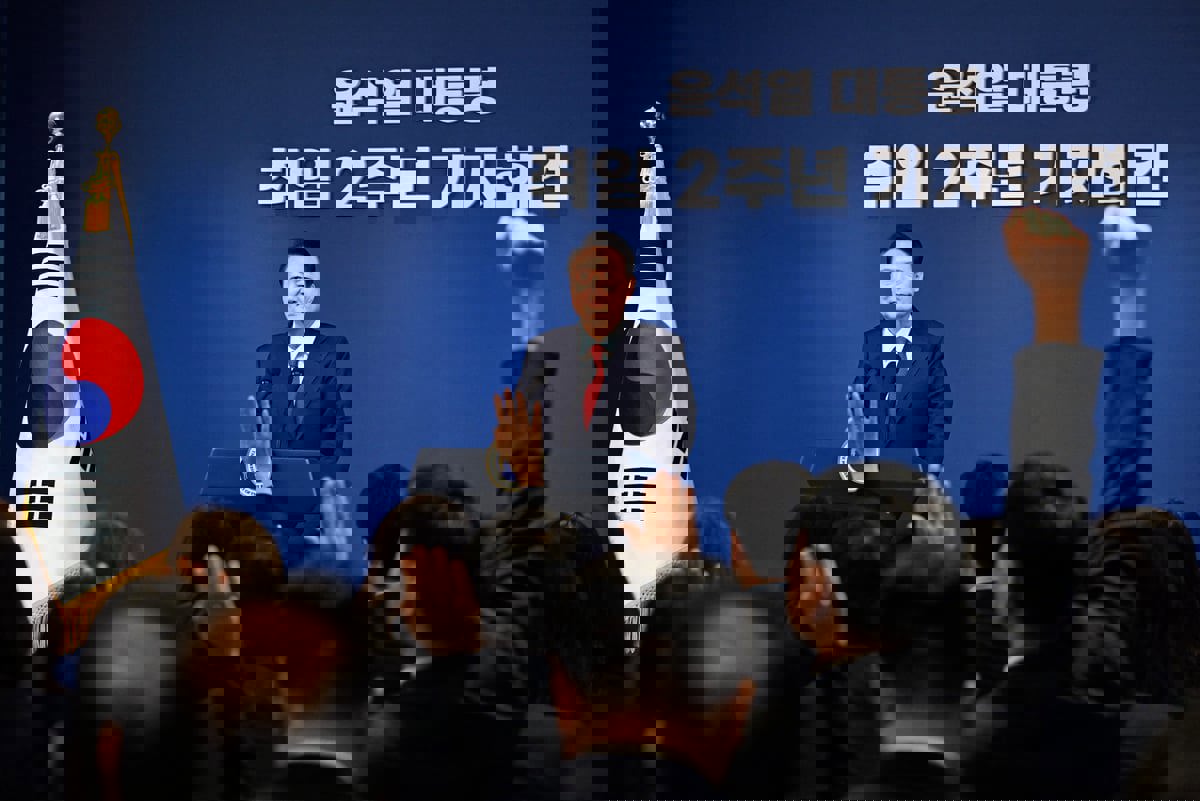 رئيس كوريا الجنوبية يتعهد بعلاقة متوازنة مع موسكو وكييف 