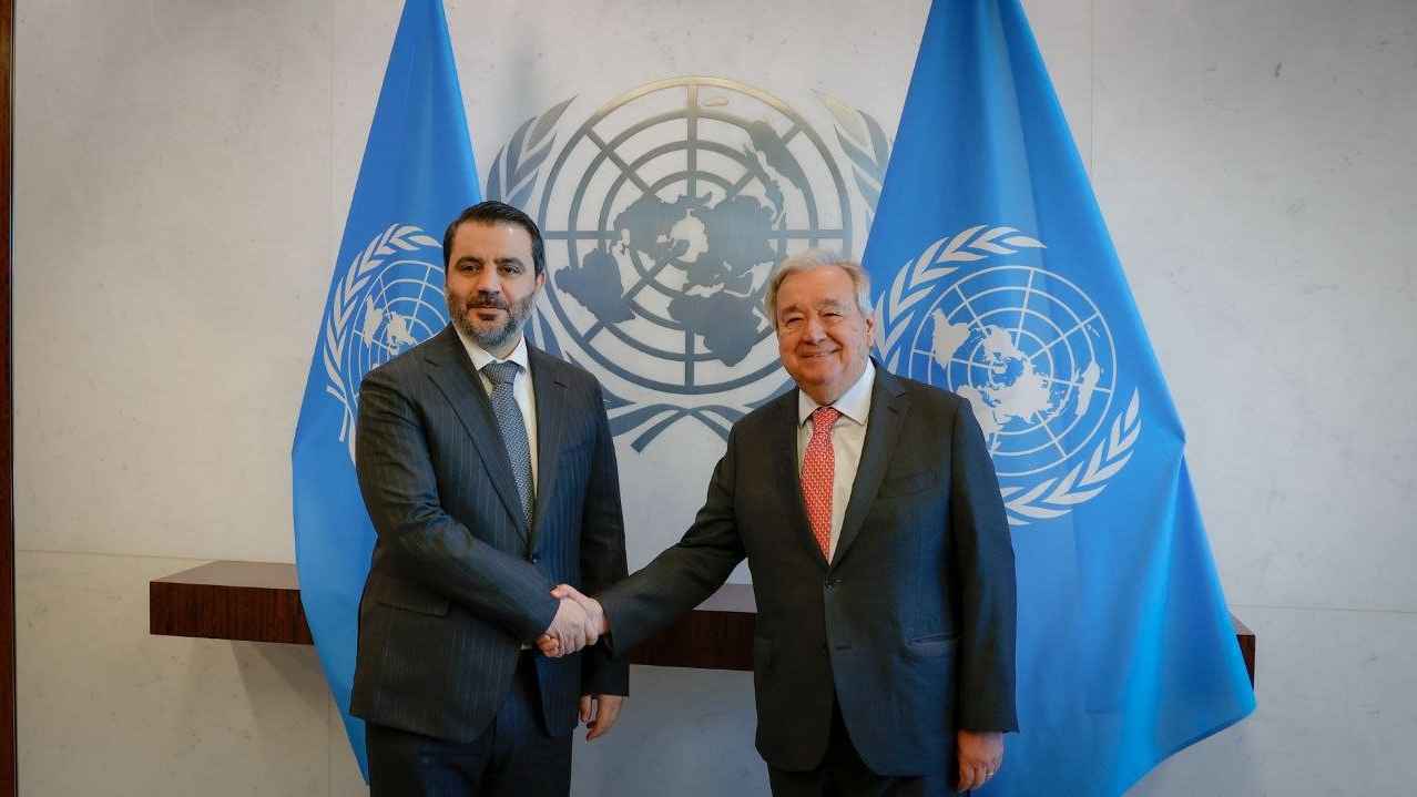 الشيباني يلتقي غوتيريش ويبحث معه رفع العقوبات عن سوريا