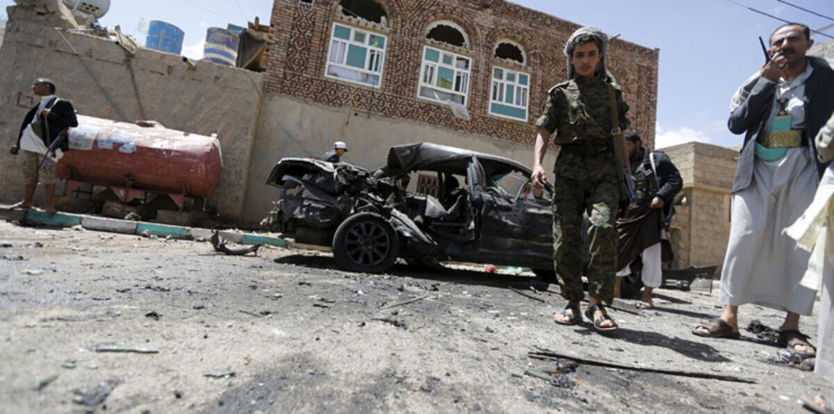 القاعدة يتبنّى استهداف قائد عسكري كبير في اليمن