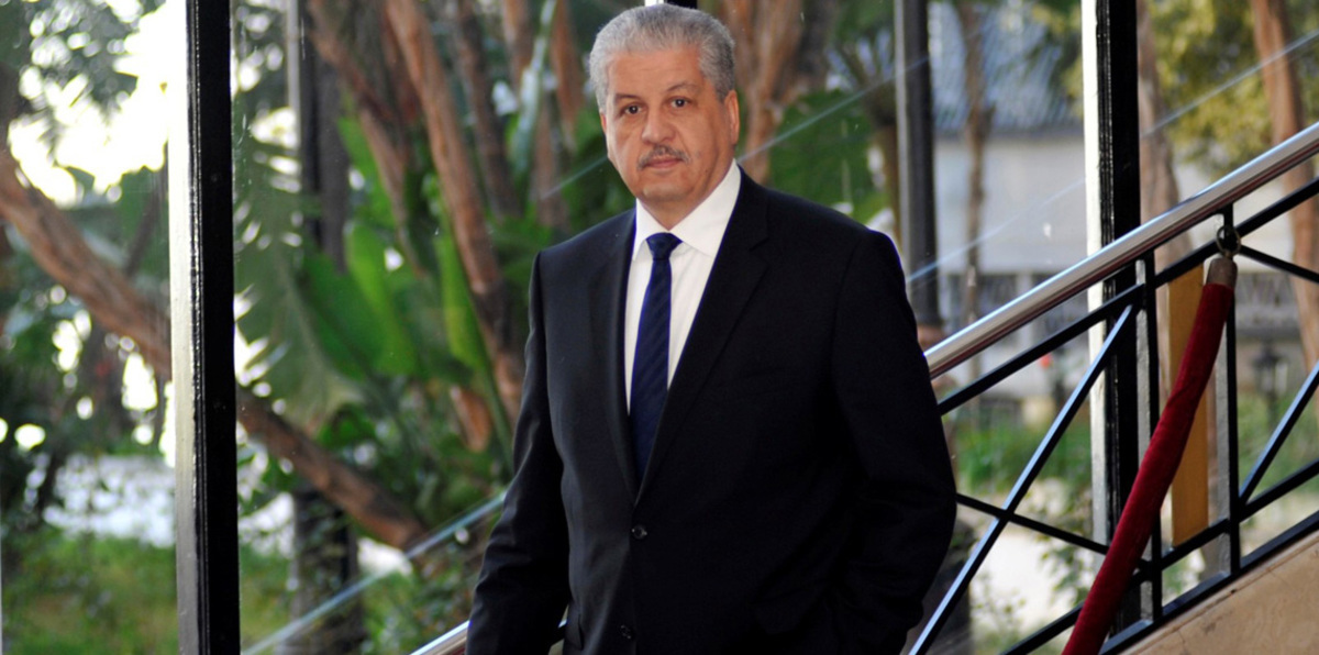 إبعاد سلال من رئاسة الوزراء في الجزائر قد يفتح له الطريق لخلافة بوتفليقة