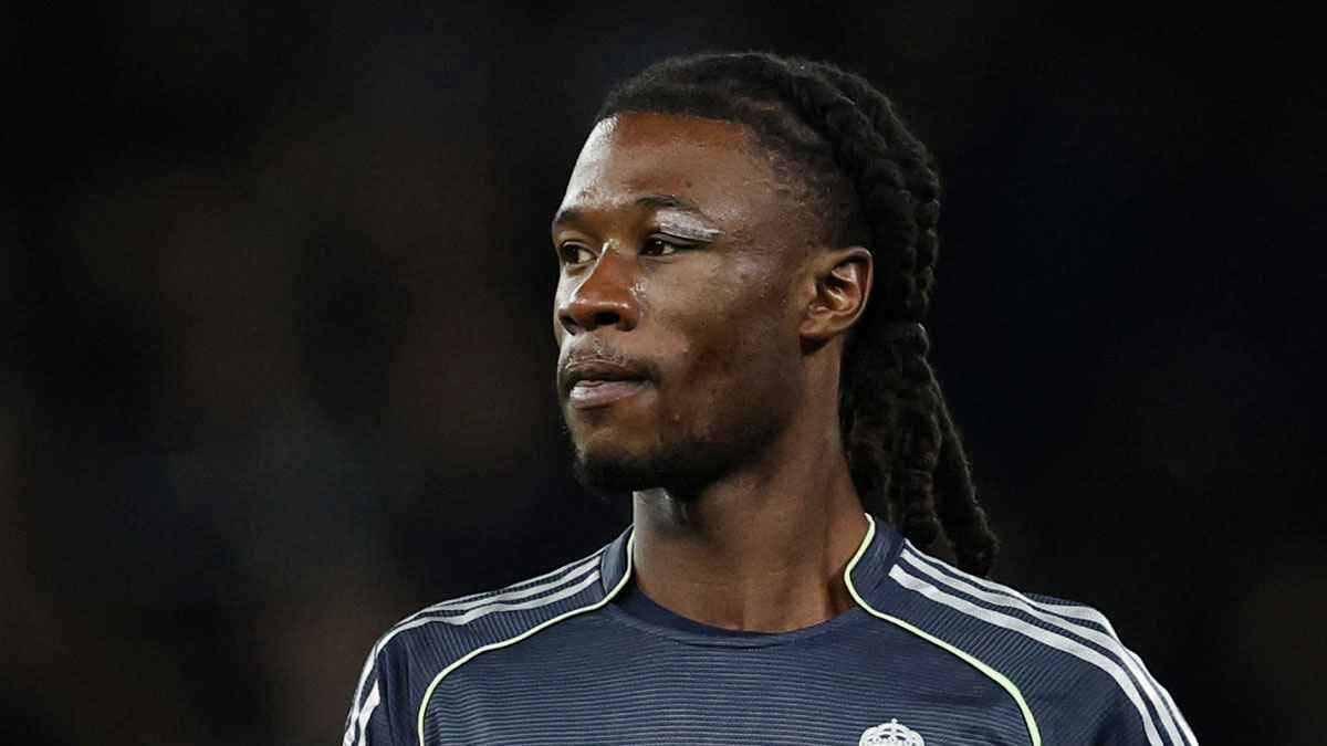 في ظل مراقبة ليفربول وتشيلسي.. ريال مدريد يحدد سعر بيع عقد كامافينغا 