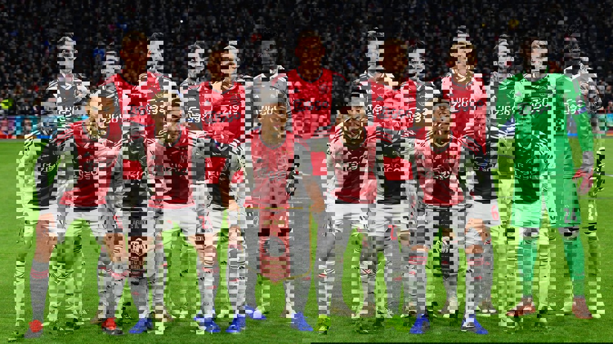 هل يقدم دي يونغ ودي ليخت هدية لبرشلونة بإقصاء ريال مدريد من دوري أبطال أوروبا؟