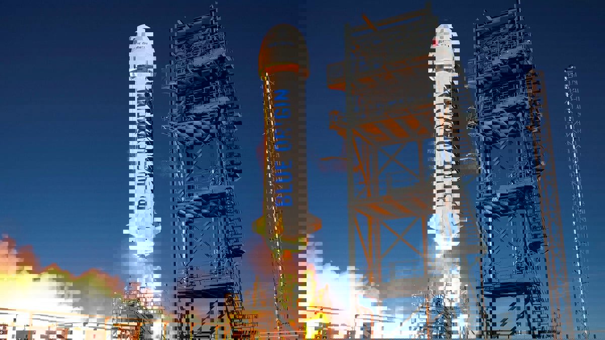 بلو أوريجين المملوكة لبيزوس تكمل بنجاح خامس رحلة مأهولة للفضاء