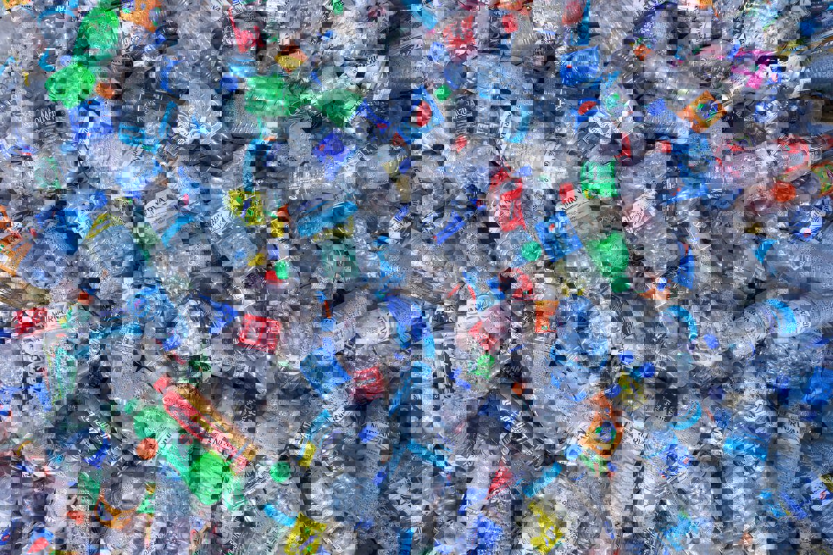 اكتشاف 4200 مادة شديدة الخطورة في البلاستيك