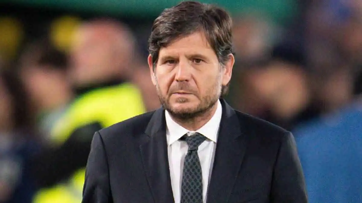 طلب رحيل يايسله.. لماذا فشلت مفاوضات الأهلي السعودي مع أليماني؟