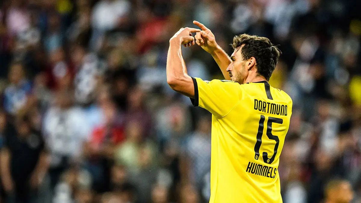 هل يغيب ماتس هوملز عن مباراة بروسيا دورتموند ضد بايرن ميونخ في قمة الدوري الألماني؟