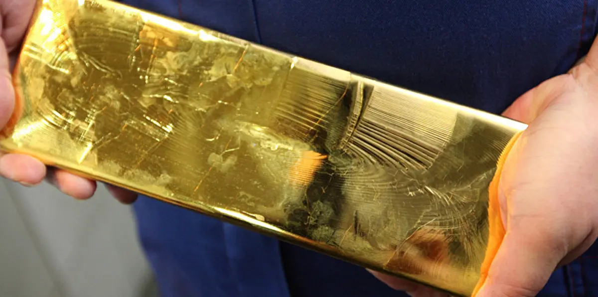 لماذا تشتري روسيا الذهب بكميات قياسية؟