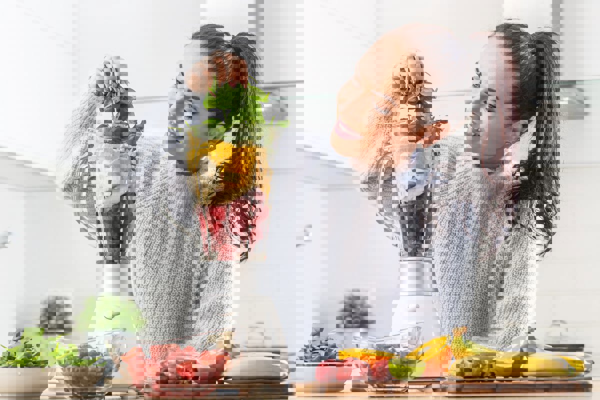 "العصير الصحي" أحد أسباب زيادة وزنك