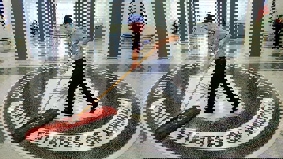 أمريكا تدعو جواسيسها حول العالم للتحوط بسبب مخاطر أمنية