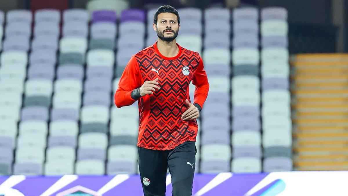 الشناوي ينفعل على حسام حسن مدرب منتخب مصر بسبب شوبير (فيديو)