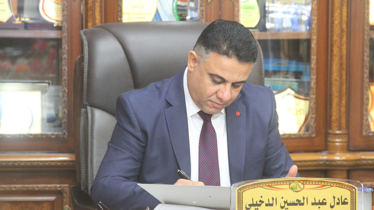 بعد قتل وجرح عشرات المتظاهرين.. استقالة محافظ ذي قار العراقية