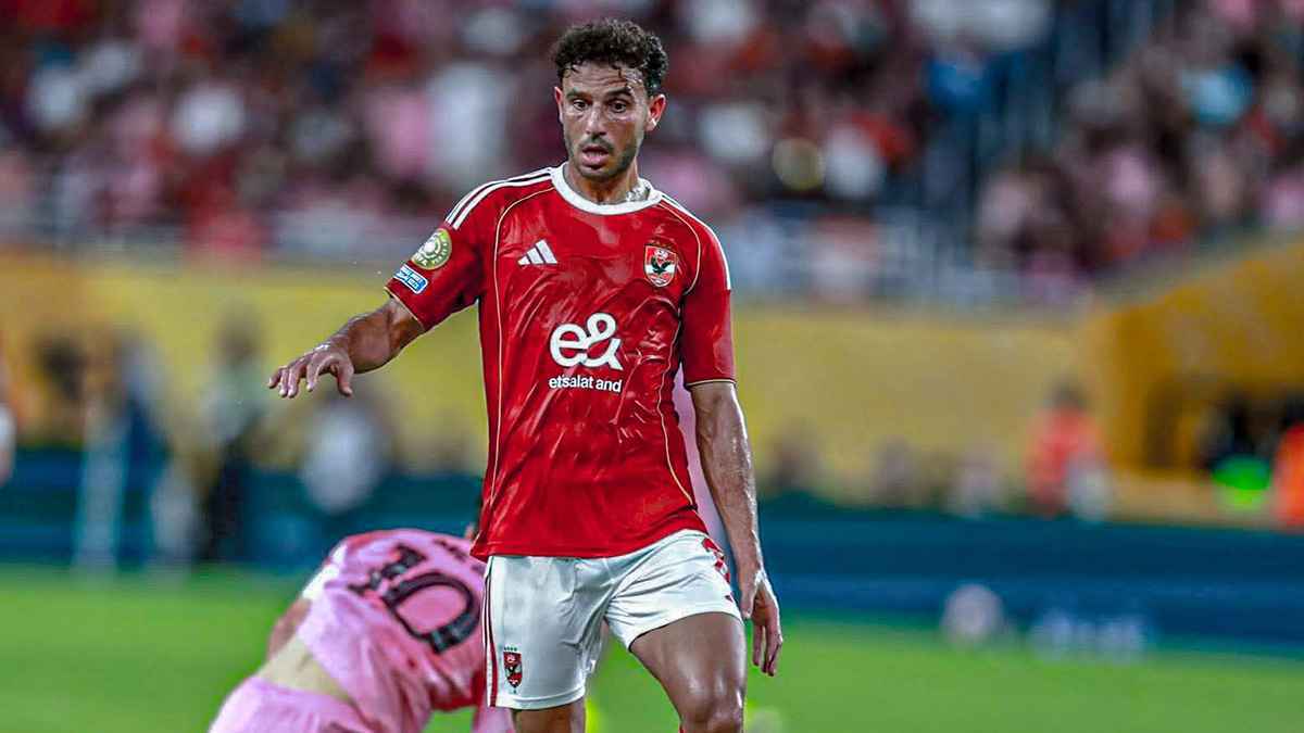 ستكون ضربة موجعة.. هل يفسد الأهلي انتقال حمدي فتحي إلى بيراميدز؟