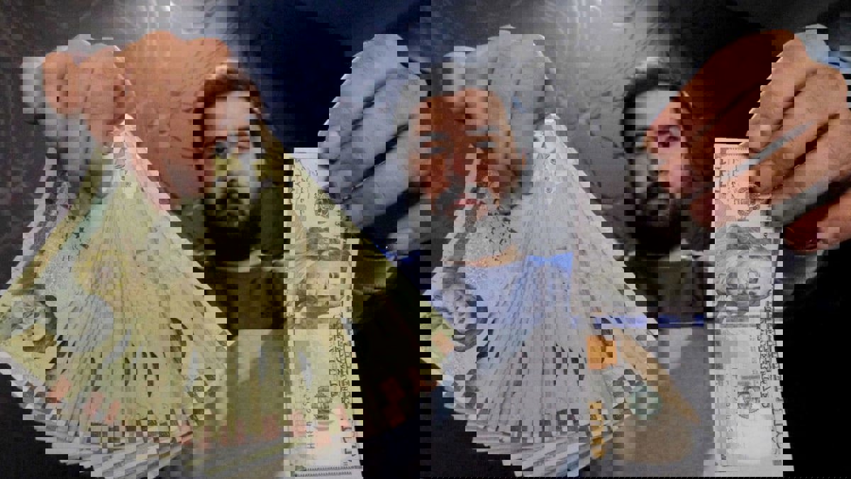 عشية اجتماع محافظي "الوكالة الذرية".. انهيار قياسي للعملة الإيرانية