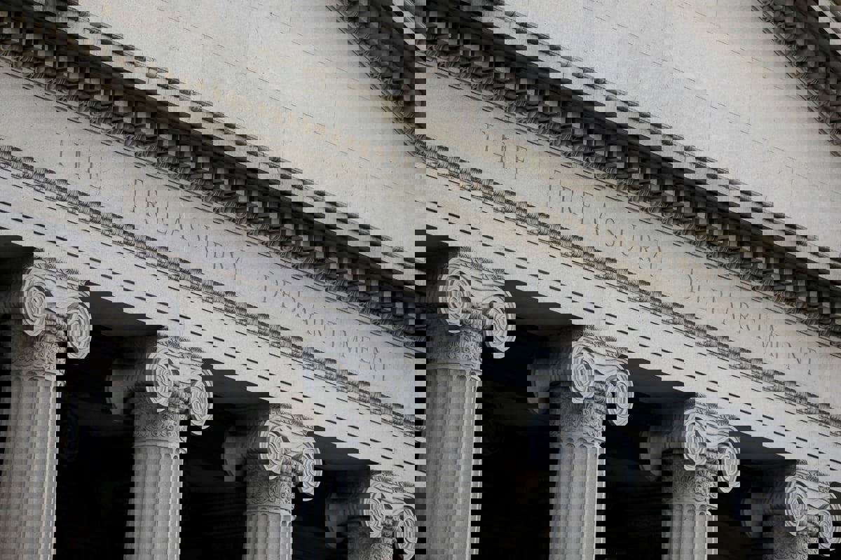 عقوبات أمريكية "واسعة" ضد روسيا.. وموسكو تتعهد بالرد