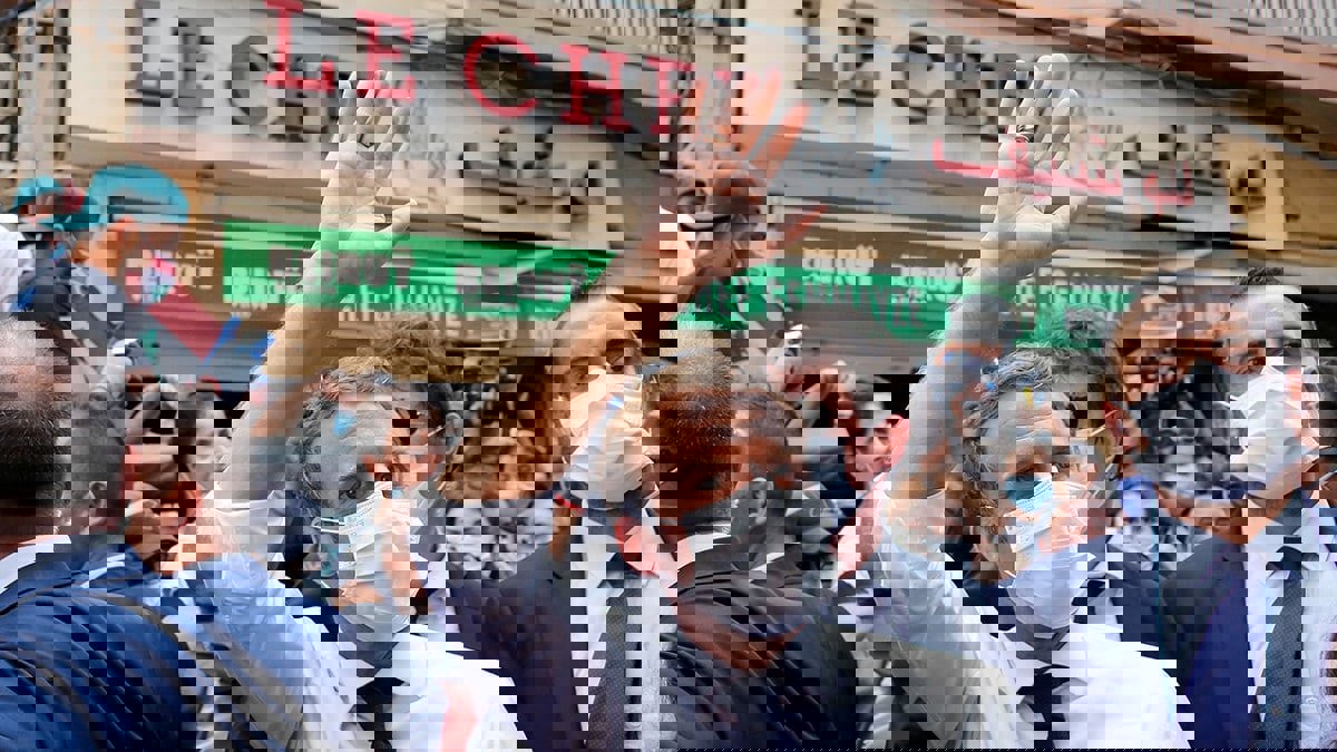 منجم لبناني تنبأ بـ "كارثة مرفأ بيروت" وحضور زعيم غربي للإنقاذ (فيديو)