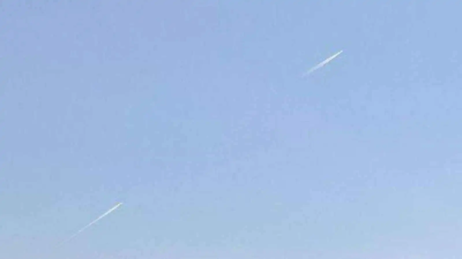 إيران تجري مناورات صاروخية في 5 محافظات (فيديو وصور)