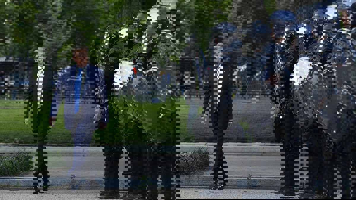 دونالد ترامب رئيس لولاية واحدة شهدت فوضى وغضبا وانقسامات‎