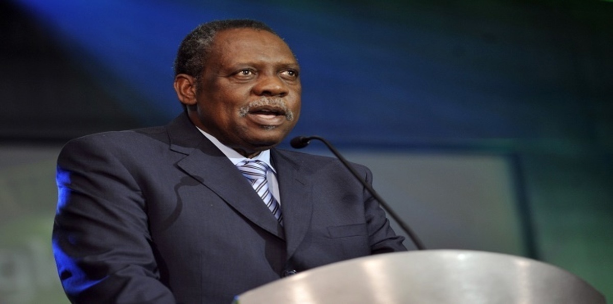 مصر.. إحالة عيسى حياتو وسكرتير الاتحاد الأفريقي للمحاكمة