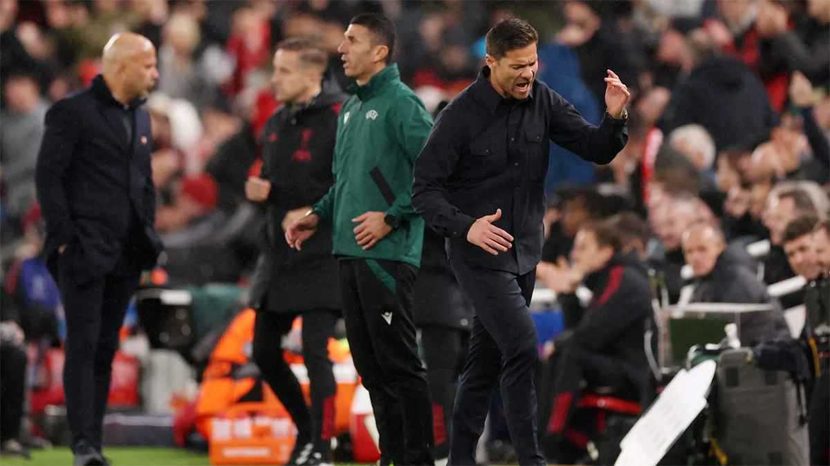 أولهم محمد صلاح.. تشابي ألونسو يرعب 5 نجوم في ليفربول 