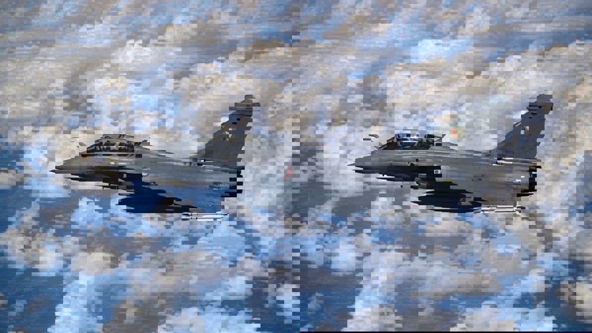 إندونيسيا توقع عقدا مع فرنسا لشراء 42 مقاتلة "رافال"