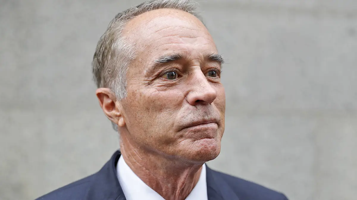 استقالة نائب حليف لترامب تمهيدًا لمحاكمته بالتداول من الداخل