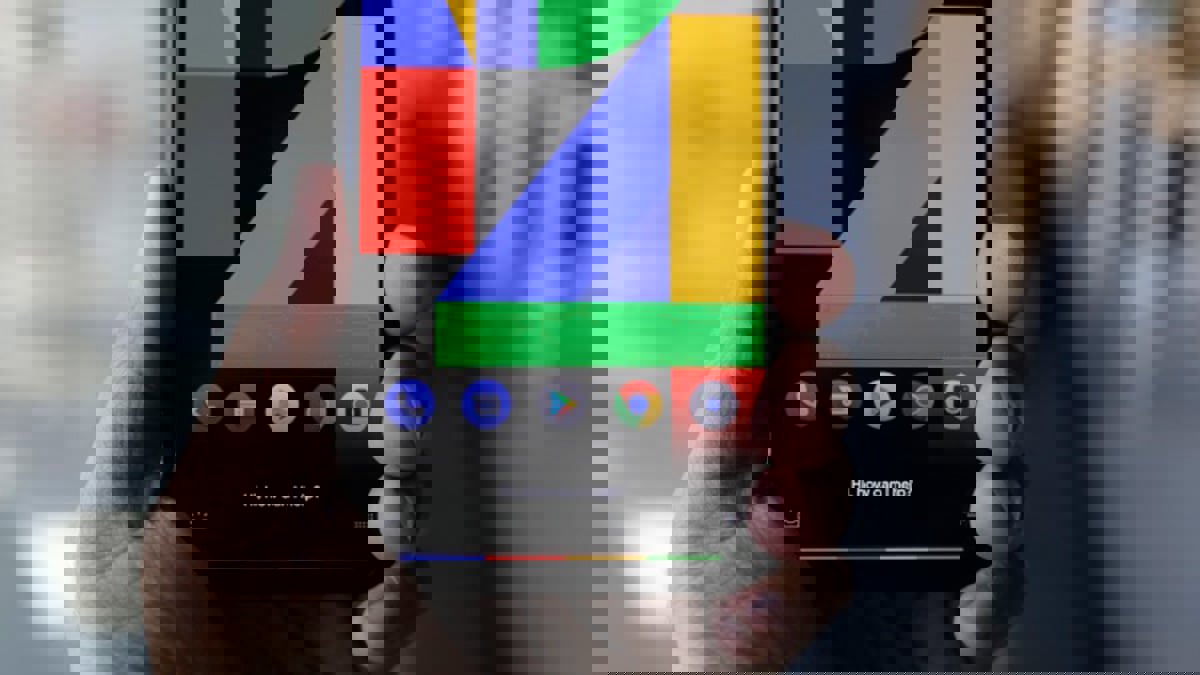 ميزة جديدة من "غوغل" تخبرك بسبب اتصال الشركات بك