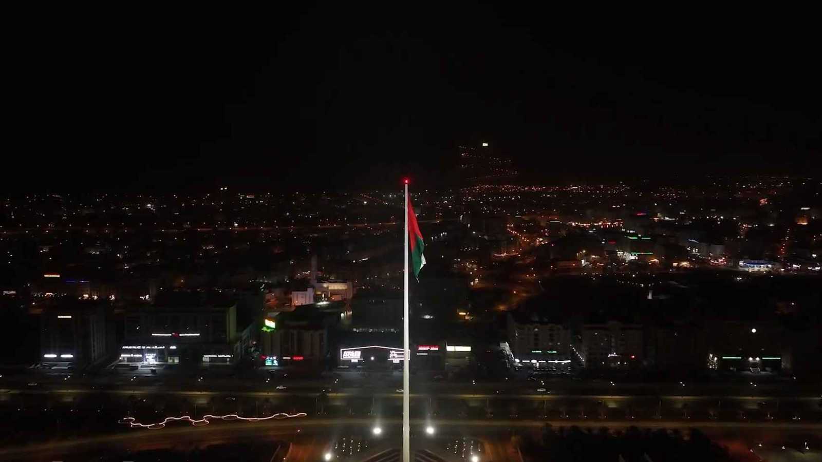 بعد تسمم جماعي.. سلطنة عمان تحظر استيراد المياه المعبأة من إيران