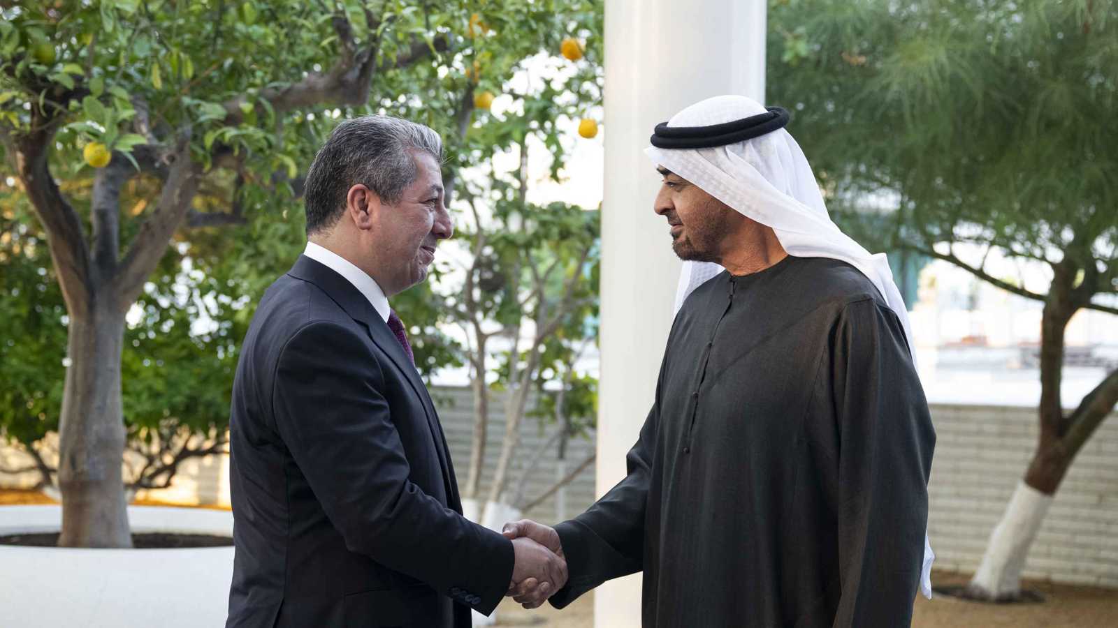 محمد بن زايد يستقبل رئيس حكومة إقليم كردستان العراق (فيديو)