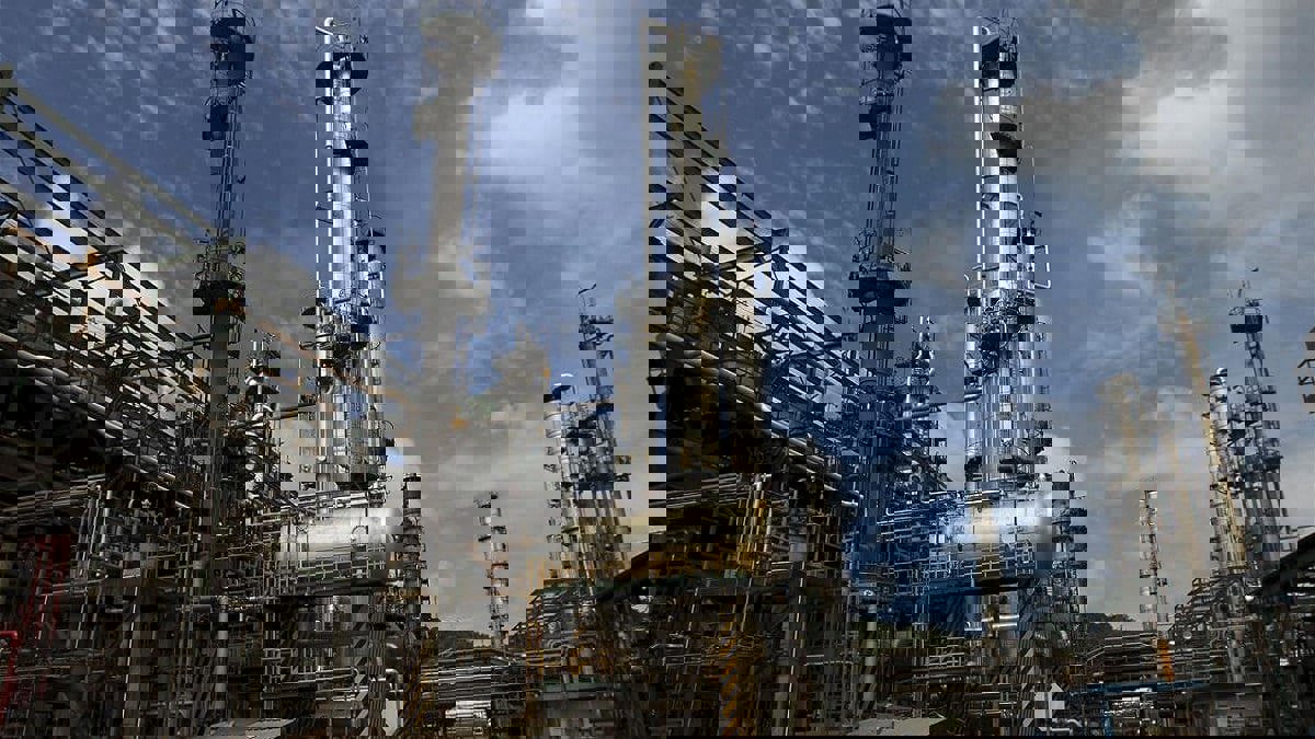 وكالة الطاقة ترفع توقعات الطلب على النفط في 2020