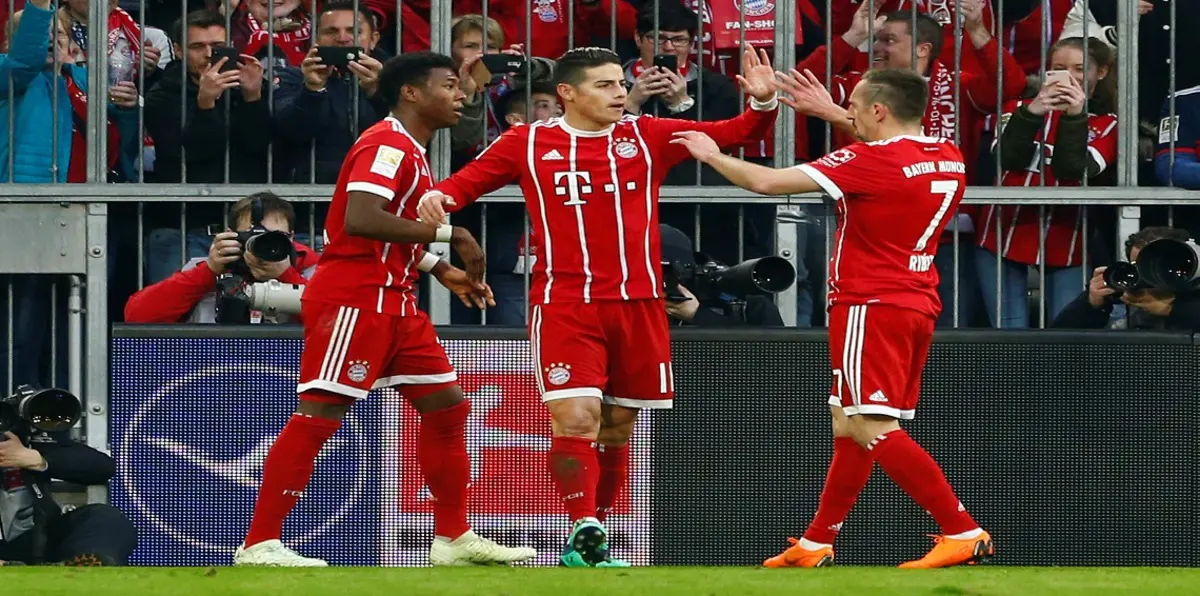 بايرن ميونخ يخبر ريال مدريد بتفعيل بند شراء عقد جيمس رودريغيز مبكرًا