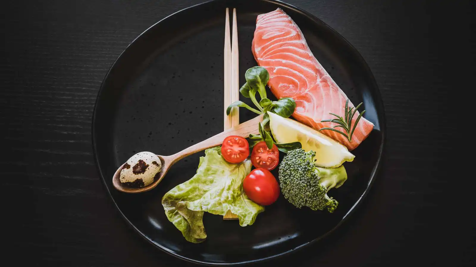 الصيام المتقطع.. كيف تغيّر ساعات الأكل طريقة عمل جسمك؟