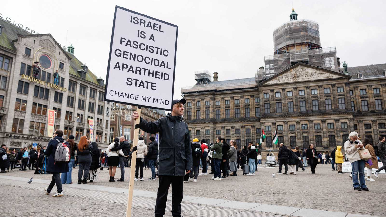 الأزمة تتدحرج.. إسرائيل تستدعي السفير الهولندي