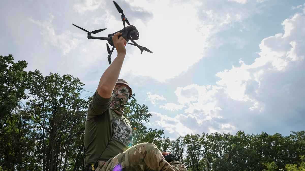 أوكرانيا: تدمير مقاتلة روسية وإلحاق أضرار بـ 4 طائرات في القرم