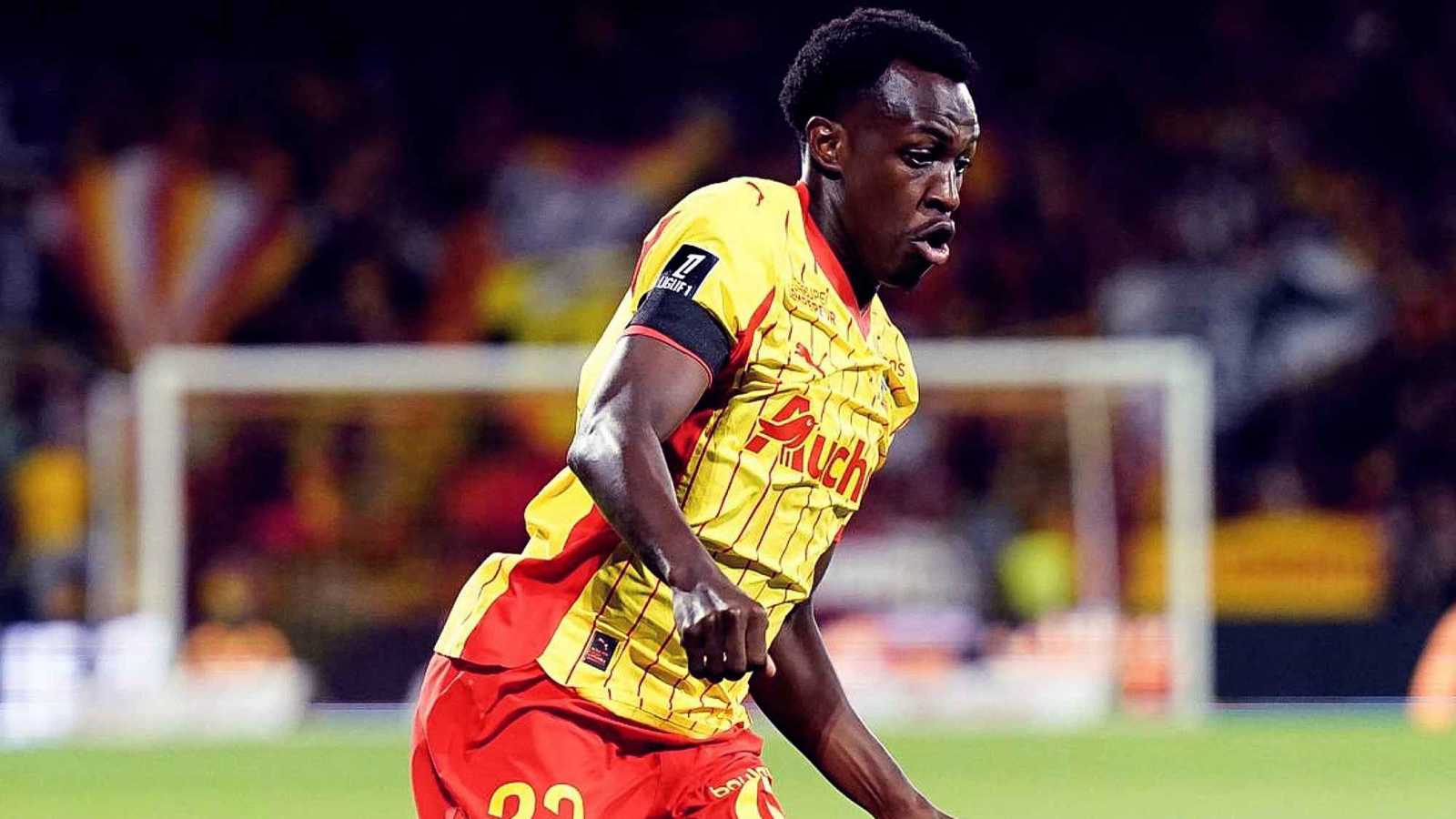 صناعة وتقييم.. ماذا قدم سعود عبد الحميد في ظهوره التاريخي مع لانس؟ (فيديو)