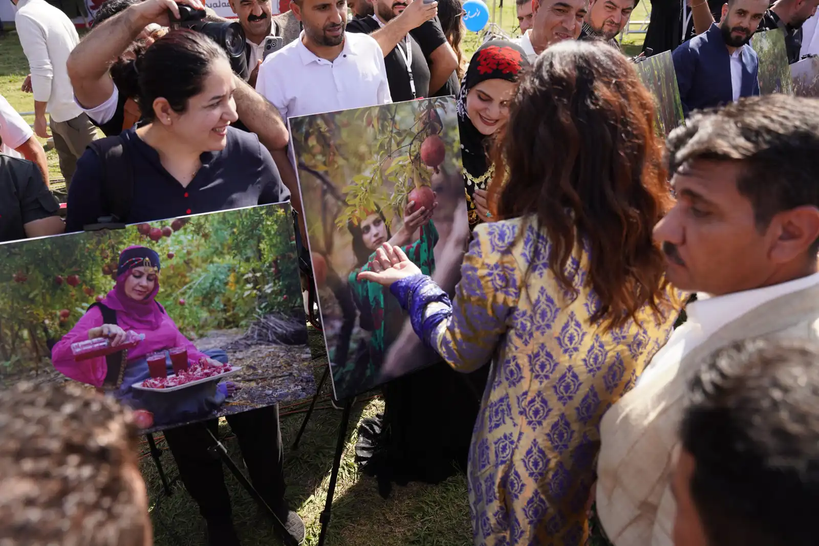 مشاركون وزوار للمهرجان
