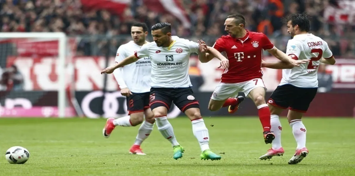 بايرن ميونخ ينجو من الخسارة أمام ماينز في الدوري الألماني