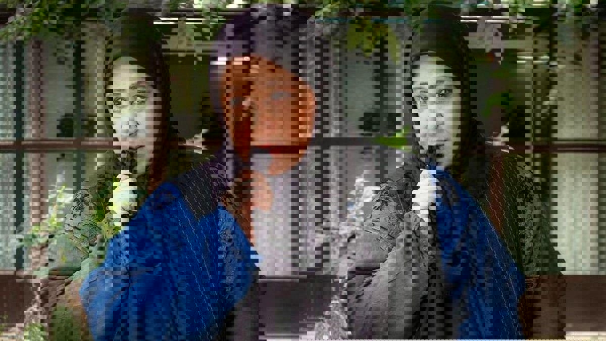 ممثلة إيرانية تتحول إلى رجل