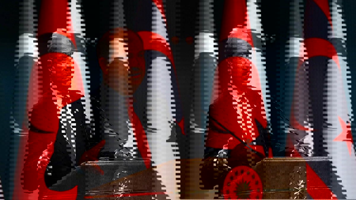 رئيس وزراء شمال قبرص يطيح بالرئيس في الجولة الثانية من الانتخابات