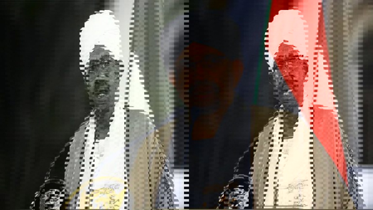 البشير يبحث تشكيل حكومة "كفاءات" لمعالجة قضايا السودان