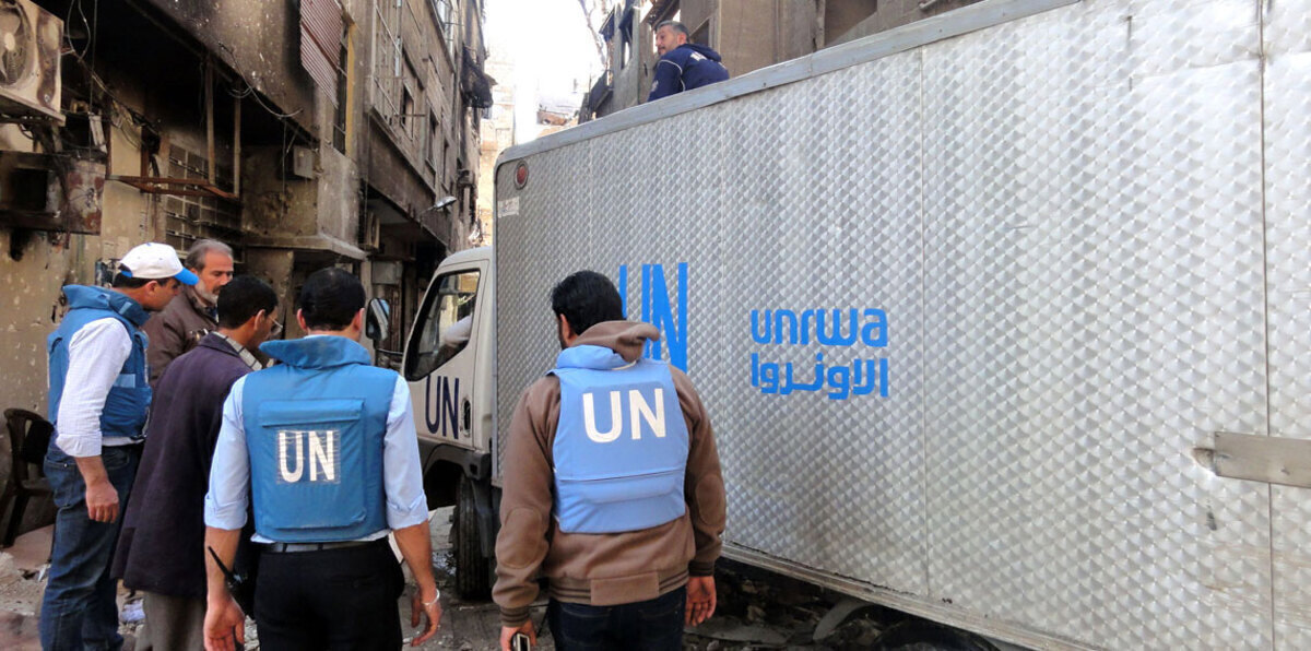 أمريكا تجمد تمويلًا لأونروا.. وفتح تعتبر القرار ابتزازًا سياسيًا